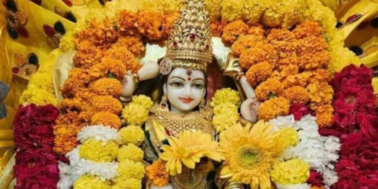 Navratri Festival 2024: A Vibrant Celebration of Devotion and Culture in Seeking Maa Durga’s Blessings
